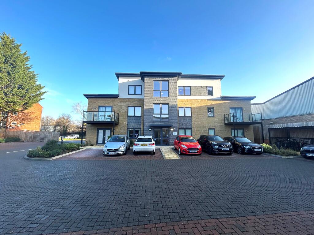 Main image of property: The Mead, HITCHIN