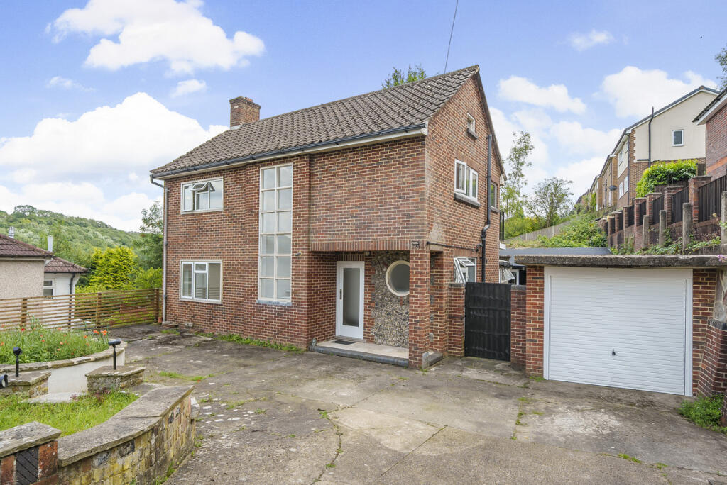 Main image of property: New Barn Lane, Whyteleafe, CR3