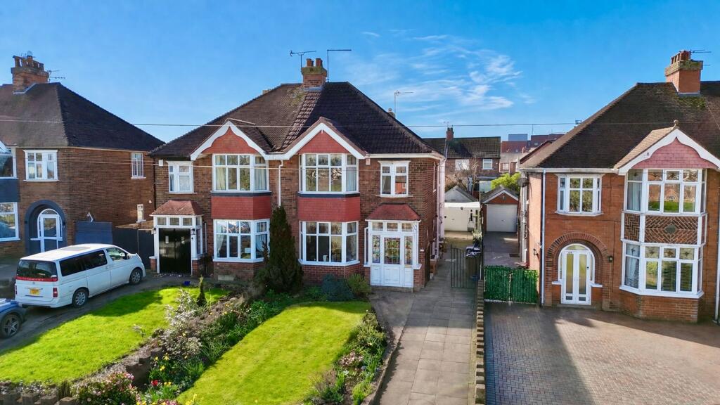 Main image of property: Doncaster Road, Scunthorpe, DN15