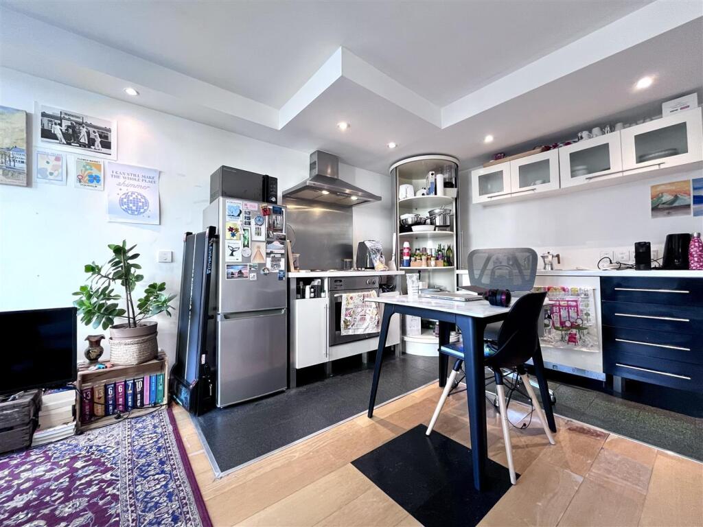 Apartment in Birmingham - View 5