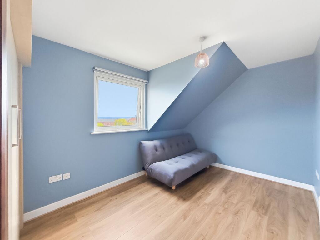 Apartment in Edinburgh - More
