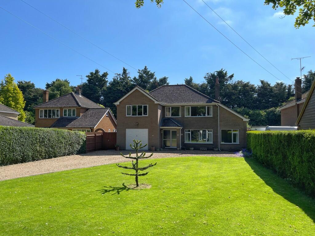 19, Allison Avenue photo 3