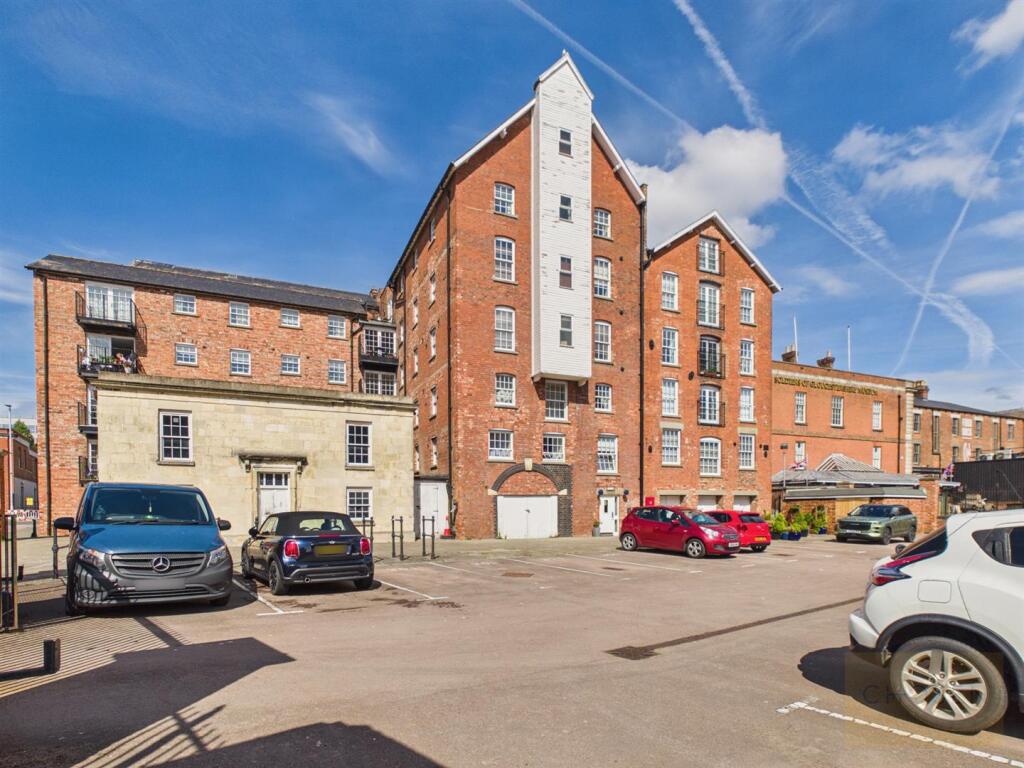 Main image of property: Pridays Mill, Gloucester