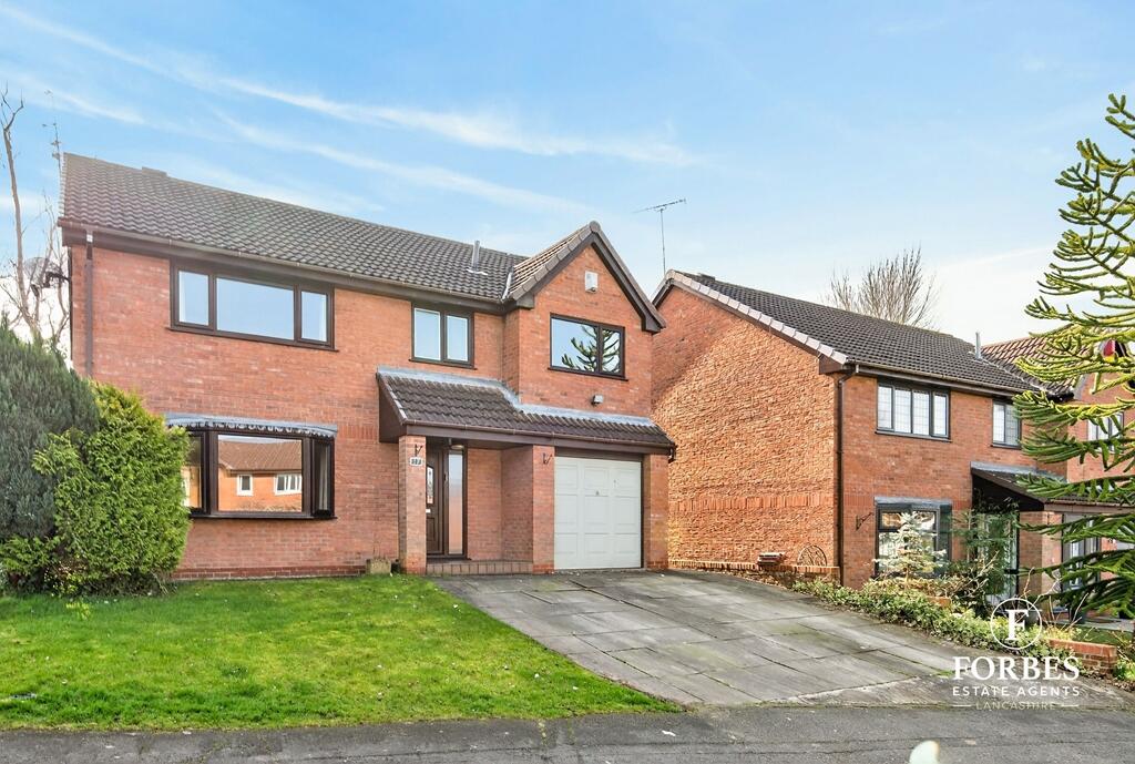 Main image of property: Hunts Field, Clayton-le-Woods, Chorley, PR6