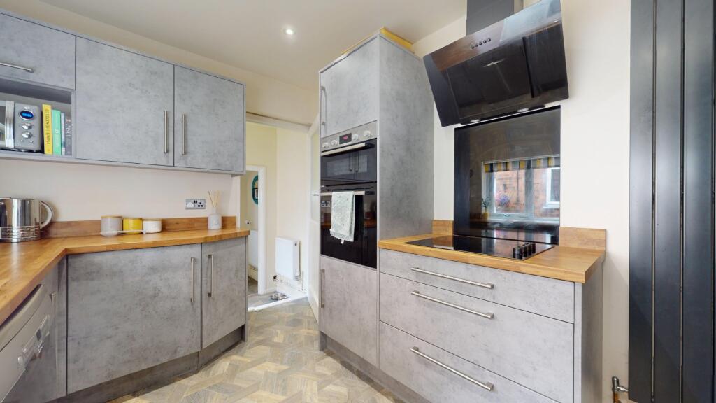 Hilton Terrace, St. Georges, Telford, Shropshire, TF2 9AG photo 2