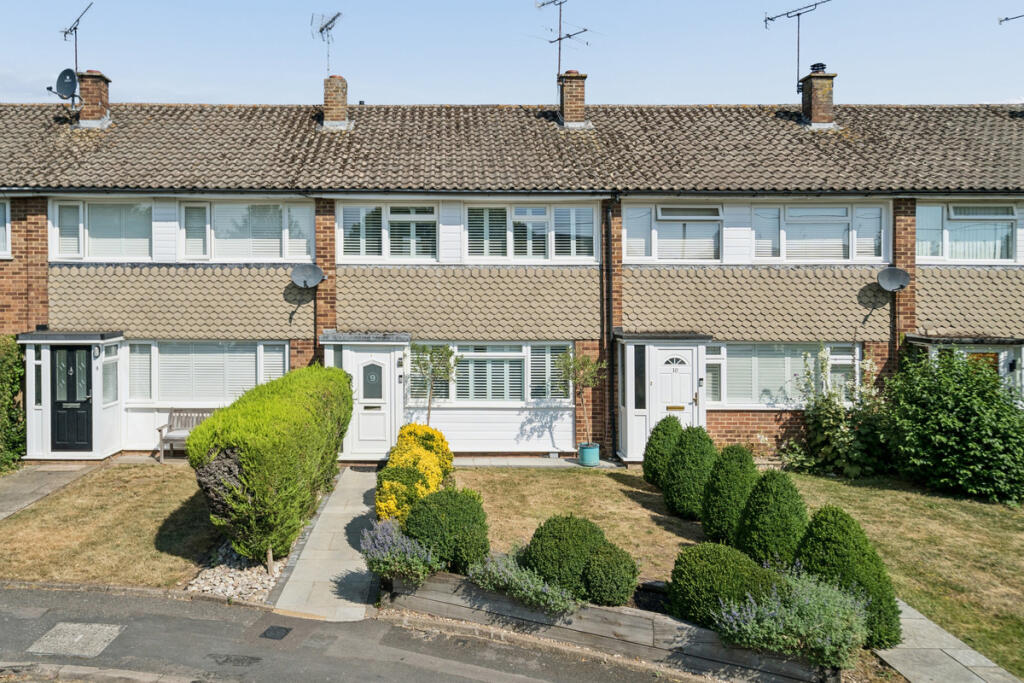 Main image of property: Castleton Court, Marlow, SL7