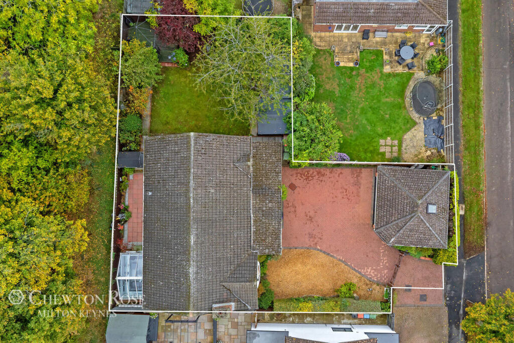 Otter Close, Bletchley photo 3