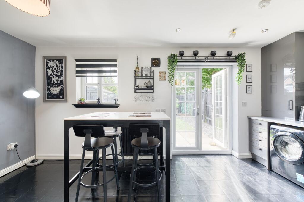 House in Edinburgh - More