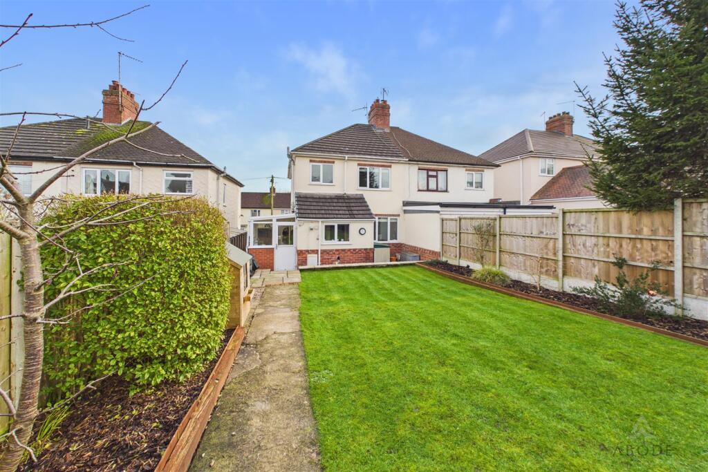 Westlands Road, Uttoxeter photo 3