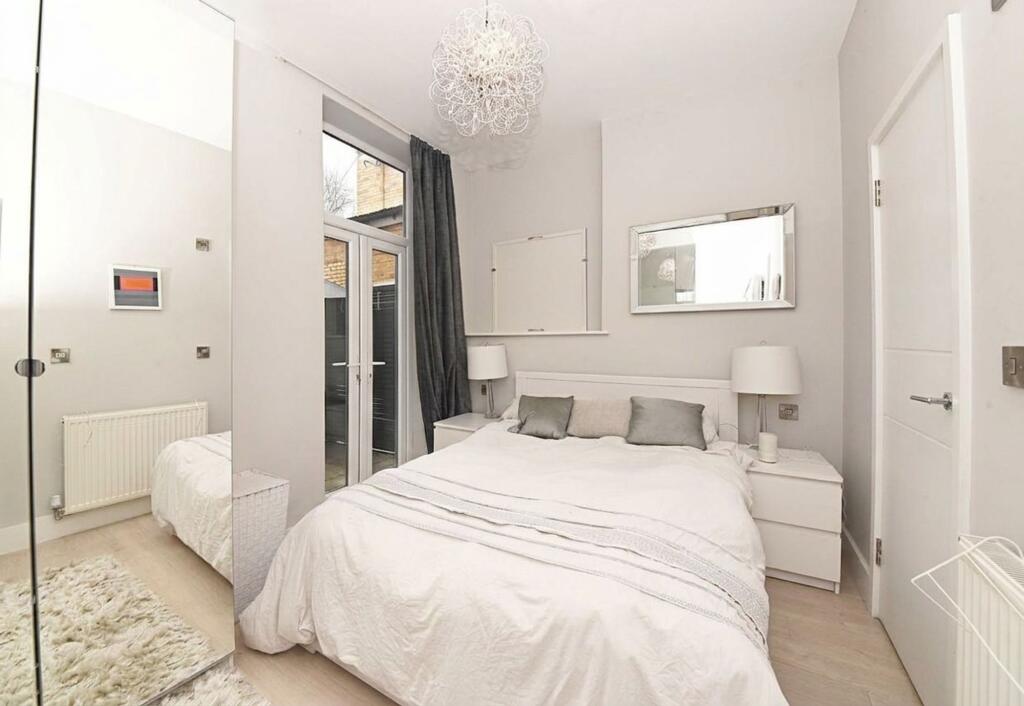 Apartment in London, North Finchley - View 3