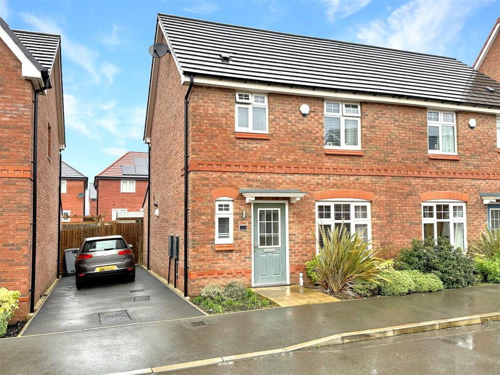 Main image of property: Marigold Way, Middlebeck, Newark
