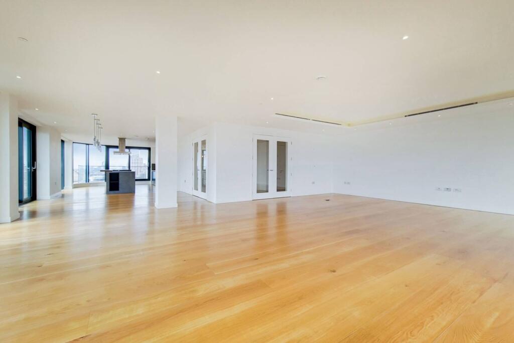 Main image of property: Cobblestone Square, Wapping, London, E1W