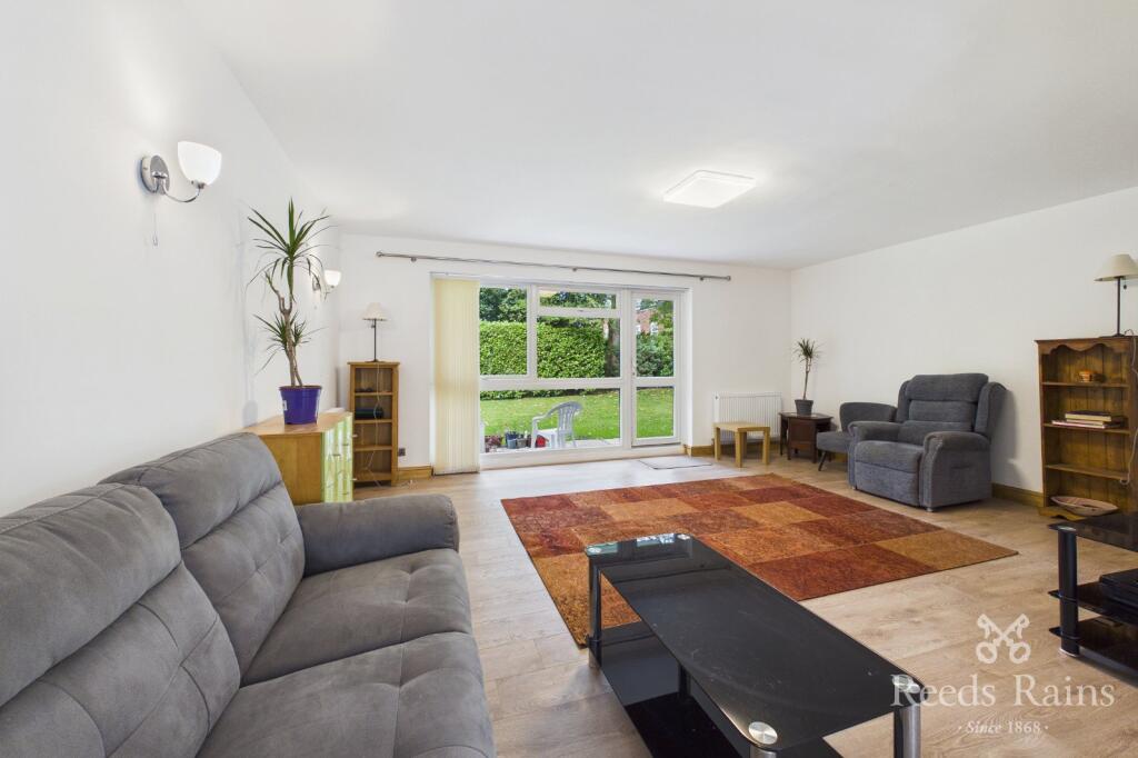 Apartment in Manchester - More