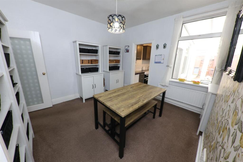 House in Doncaster - View 5