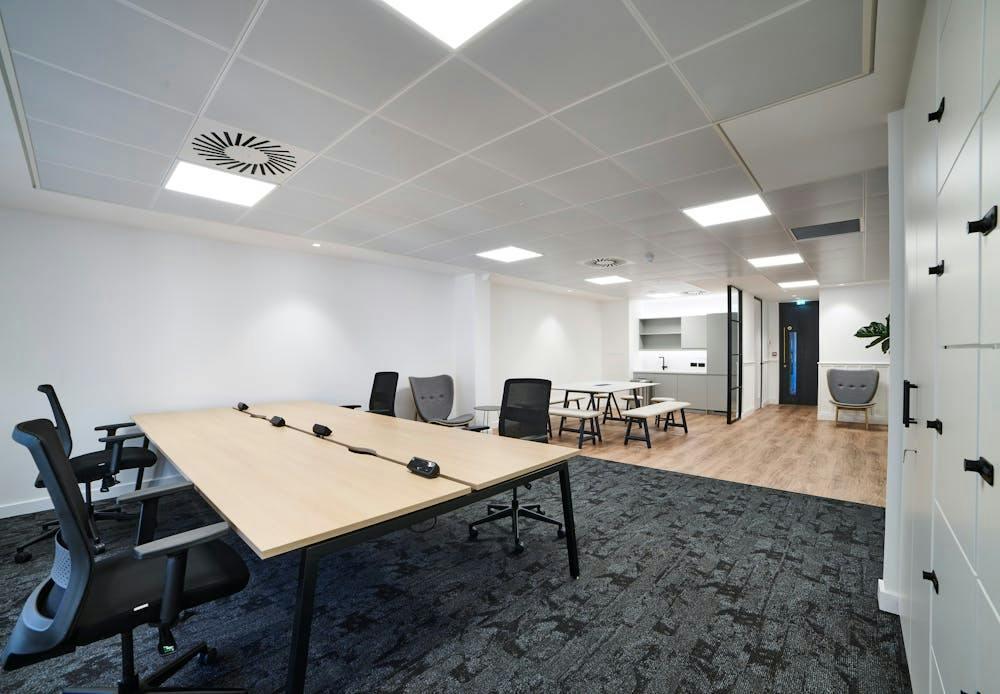 Fitted office space 2.jpg