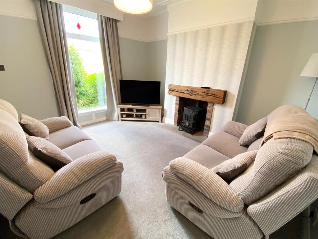 House in Kirklees, West Yorkshire - View 2