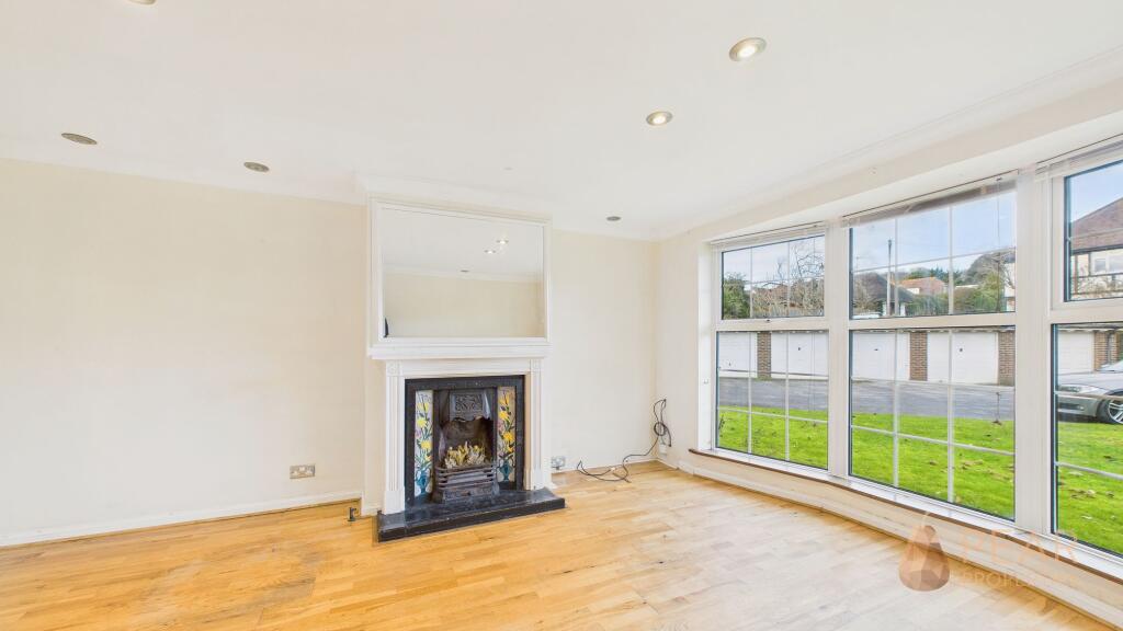 Mill Road, Lancing, BN15 photo 5