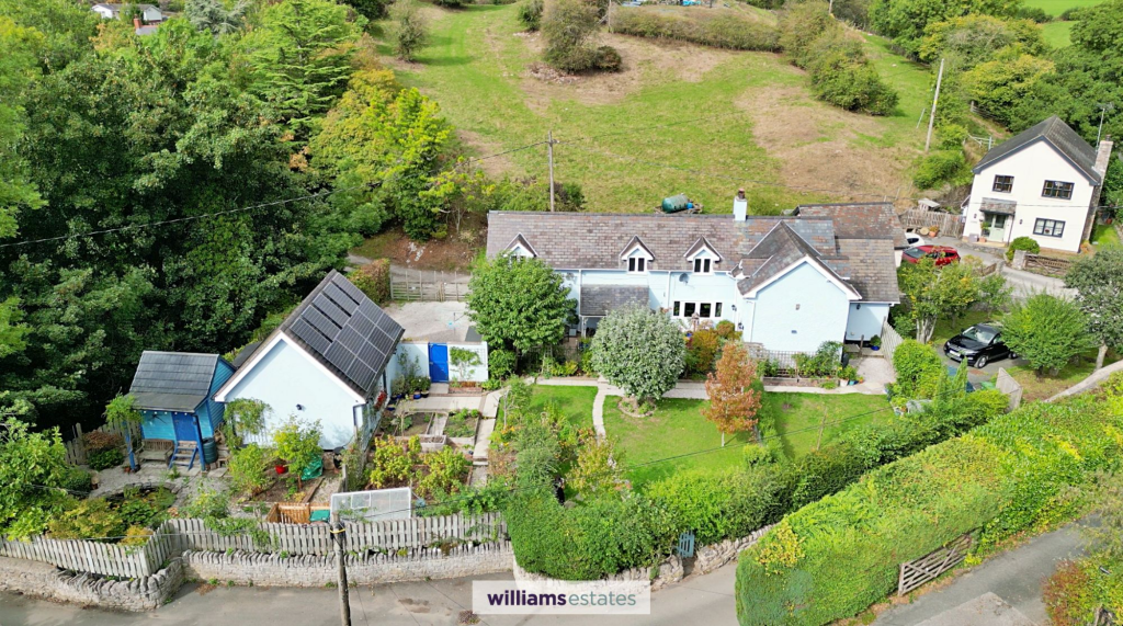 Main image of property: Graigfechan, Ruthin, LL15