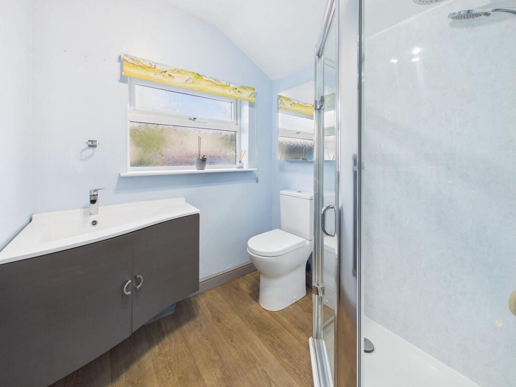 House in Ashfield, Sutton in Ashfield, Nottinghamshire - More
