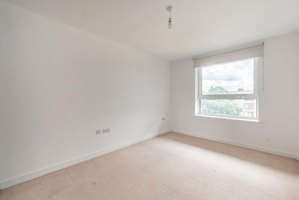Main image of property: Green Lane, Edgware, HA8