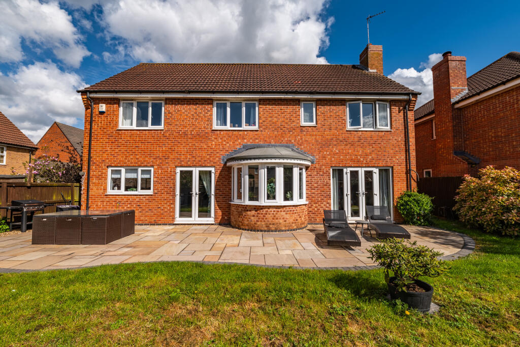 Main image of property: Thomas Road, Fernwood, Newark, Nottinghamshire