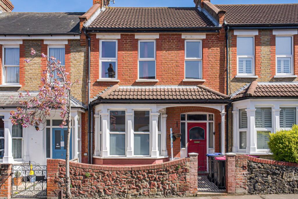 Main image of property: Glenwood Avenue, Westcliff-On-Sea, SS0
