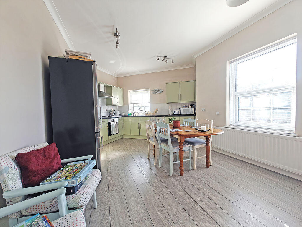 Apartment in New Forest, Old Milton, New Milton - View 4