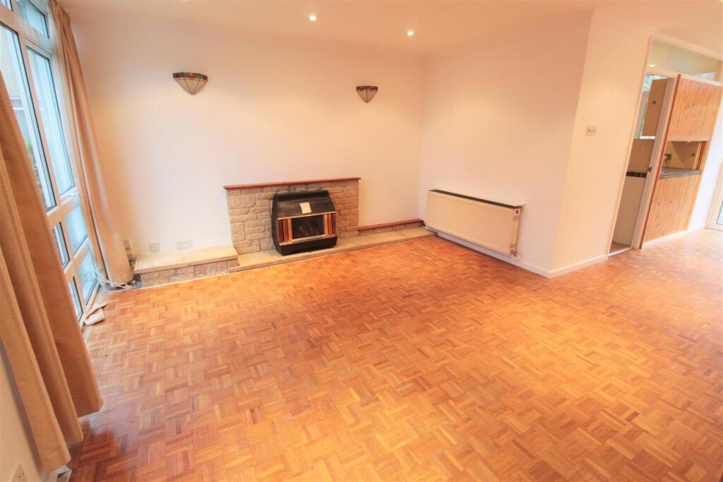 House in Kingston upon Thames - View 2