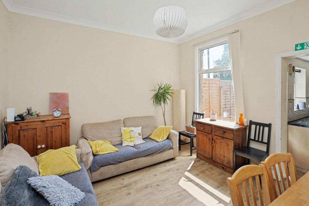 House in London, Forest Gate - View 4