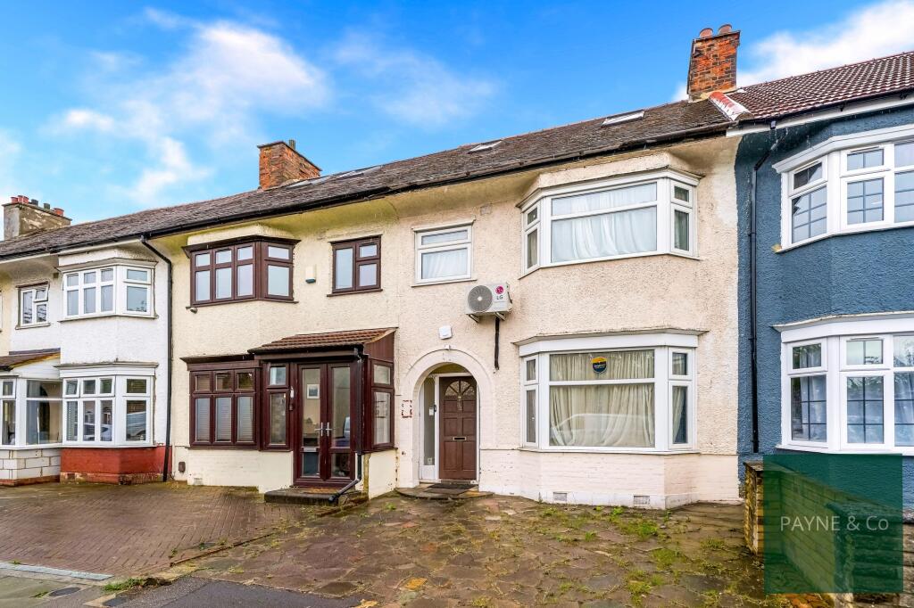 House in London - View 2