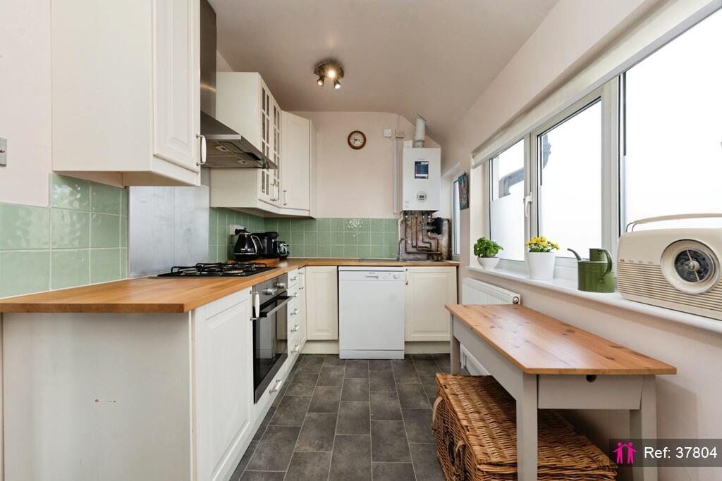 Apartment in London - More