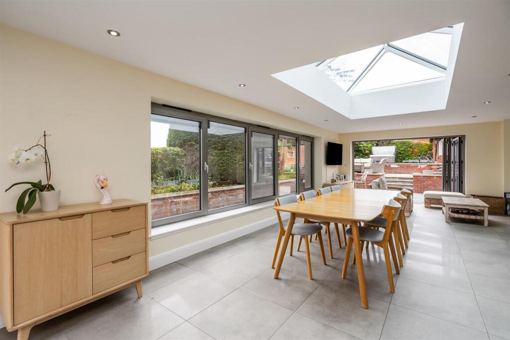 Bakers Lane, Knowle photo 5