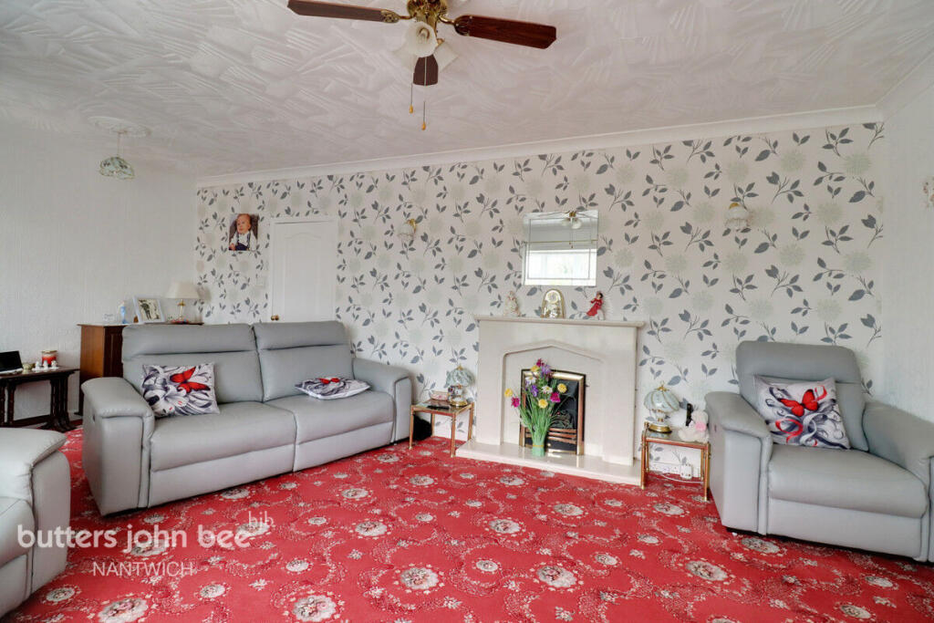 Newcastle Road, Shavington photo 4