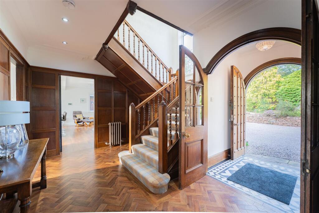 Baskervyle Road, Gayton, Wirral photo 4