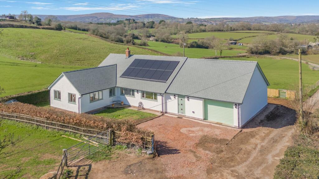 Main image of property: Croesyceiliog, Cwmbran, NP44