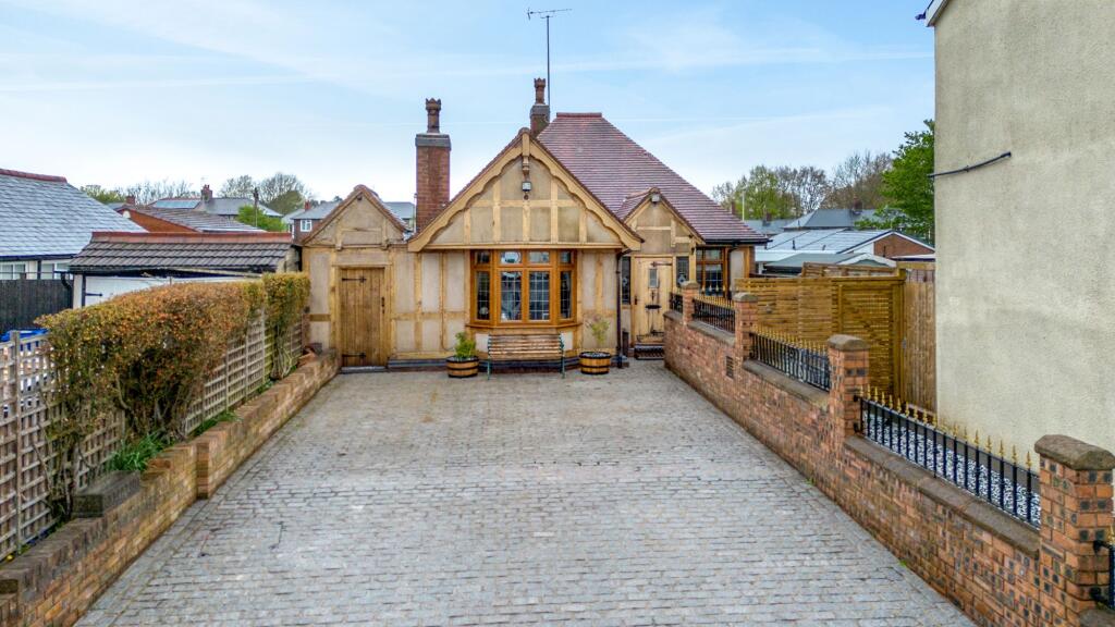 Main image of property: Bilston Street, Sedgley, Dudley, DY3