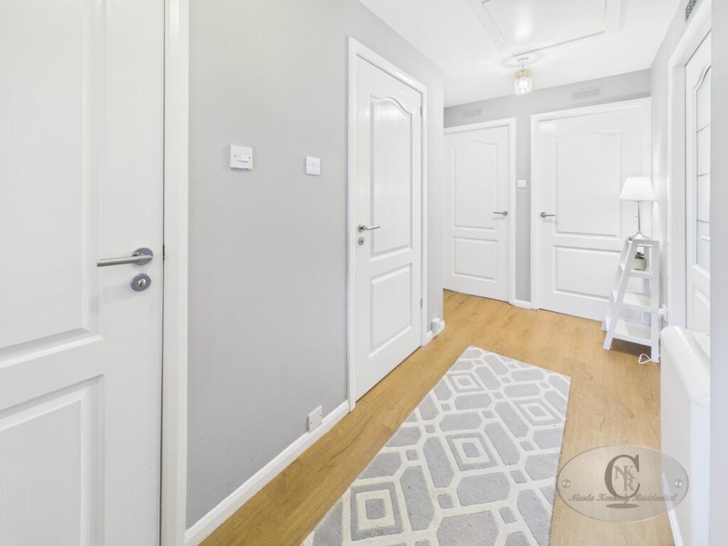 Elmwood Court, Bothwell photo 4