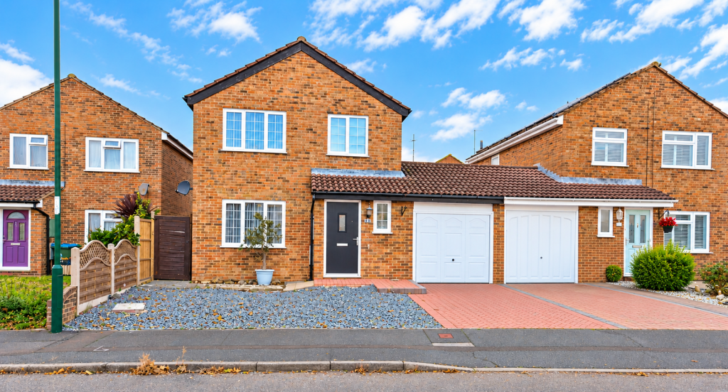 Main image of property: Sunningdale Gardens, Bognor Regis, PO22 9LE