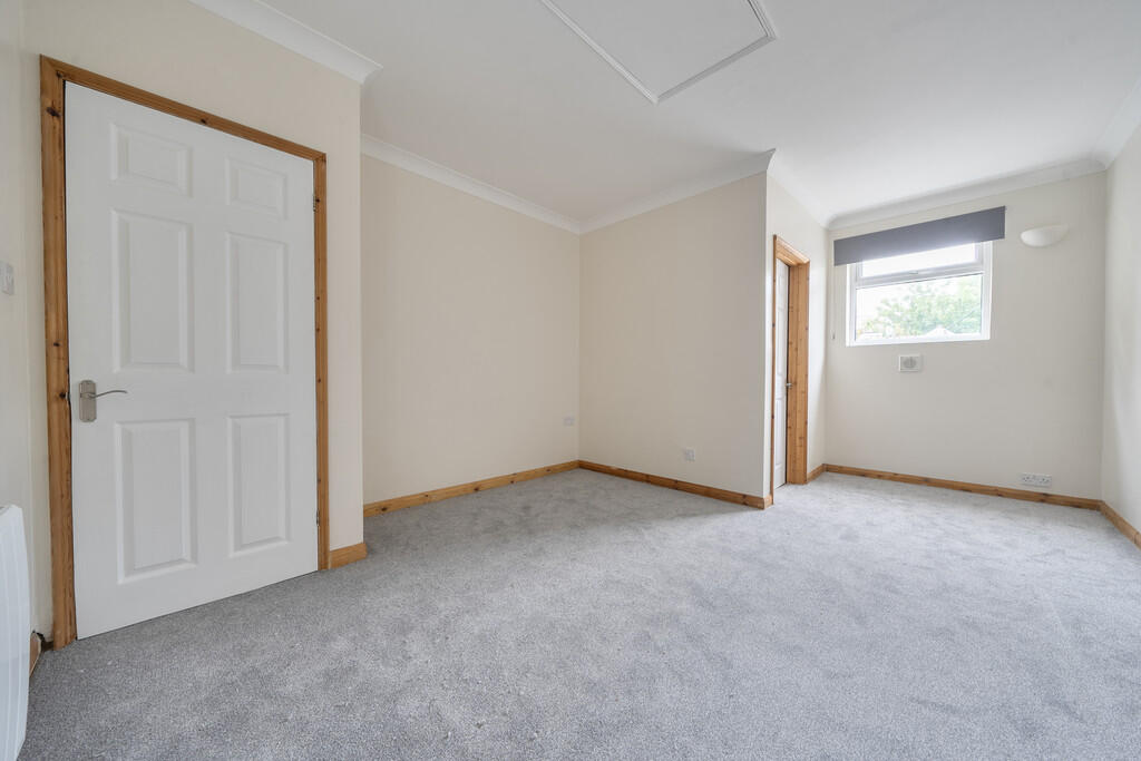 Apartment in Portsmouth - View 5