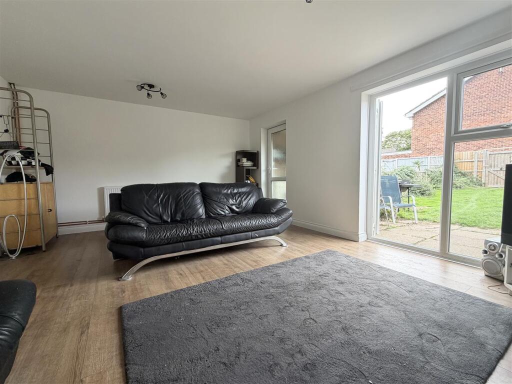 House in Blaby, Enderby - View 4