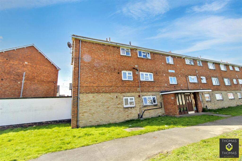 Main image of property: Shakespeare Avenue, Gloucester