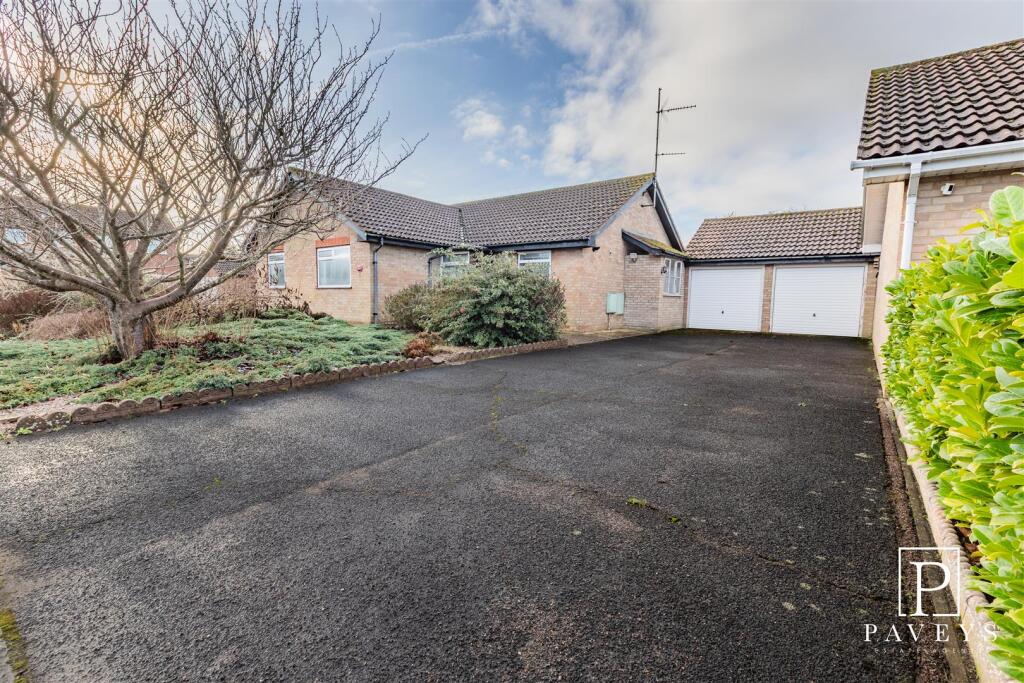 Main image of property: Mandeville Way, Kirby Cross, Frinton-On-Sea
