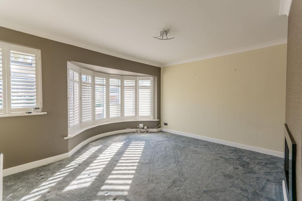 Ashley Park Crescent, York, YO31 photo 4