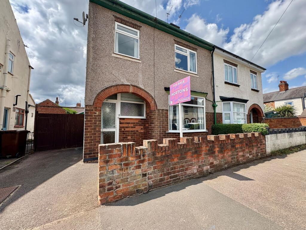 3-bed semi-detached on King Edward Road, Loughborough, LE11, £200,000
