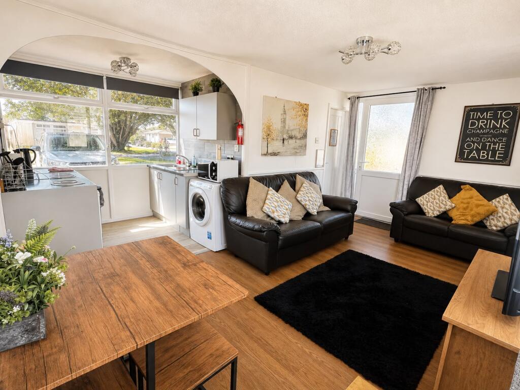 Main image of property: Kidwelly, SA17 5HQ