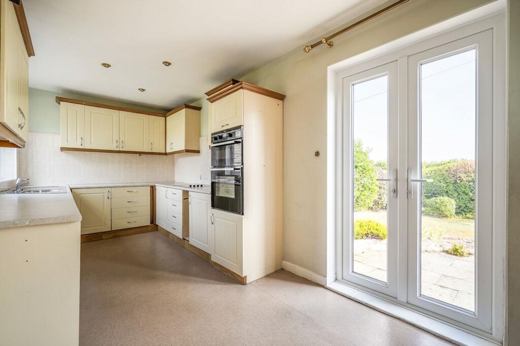 House in Salisbury - View 5