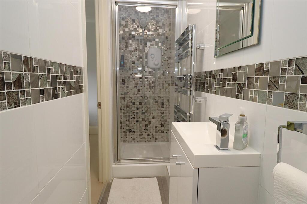 House in Gillingham, Wigmore - View 4