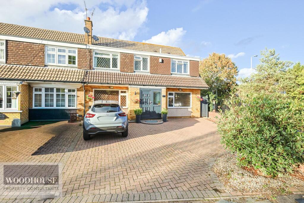 Main image of property: Perrysfield Road, Cheshunt, EN8