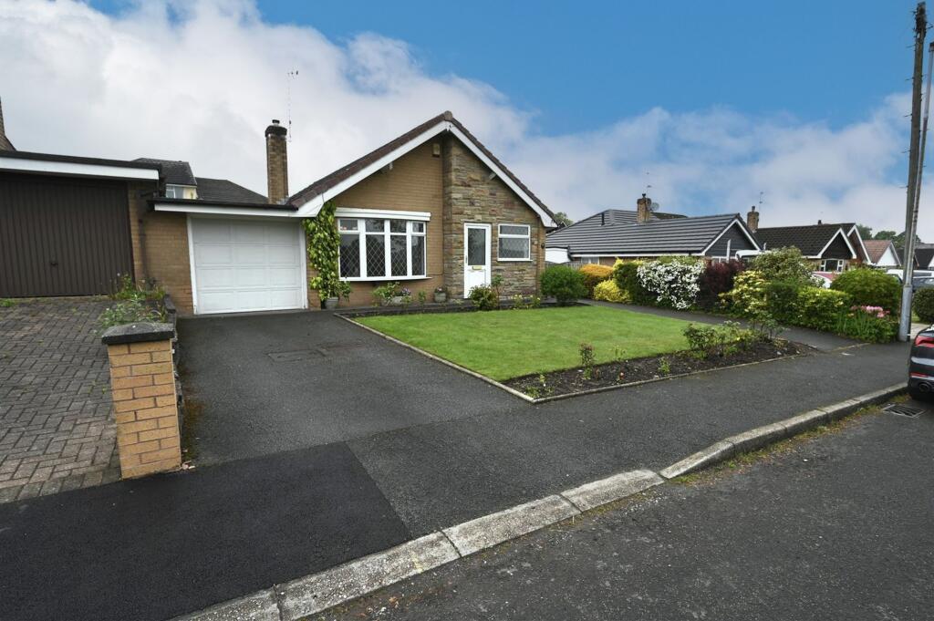 2-bed detached on Manchester Road, Congleton, CW12, £269,950