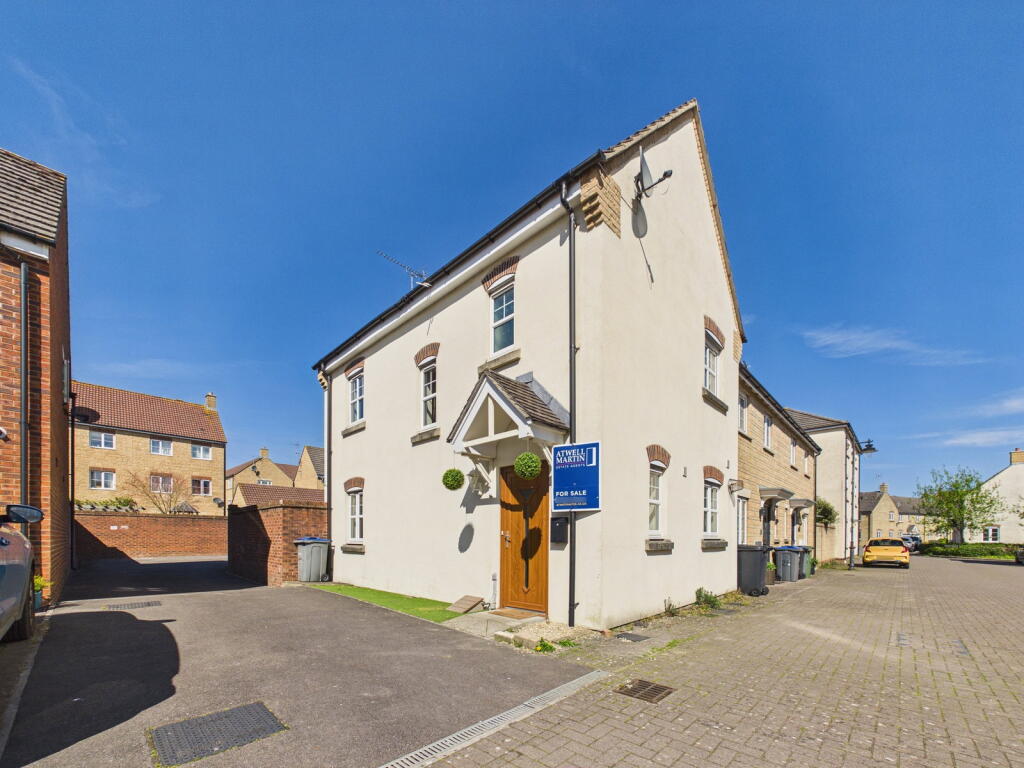 Main image of property: Peregrine Court, Calne, Wiltshire, SN11 9RY